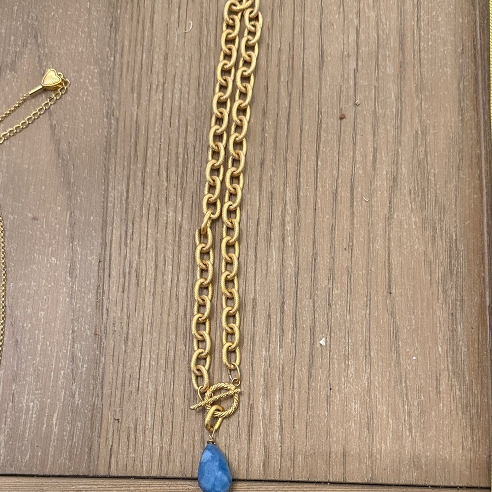 Elegant Gold Necklace with Blue Pendant
